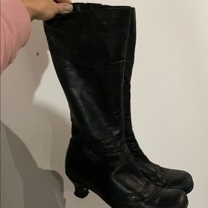 La Canadienne boots
